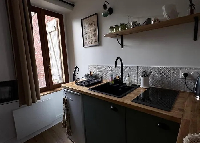 아파트 Le Secret Des Fleurs 파리